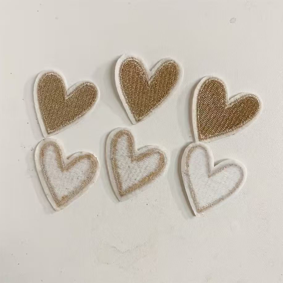 10 шт. золотых нашивок в форме – обзор и цена Embroidery Letter M